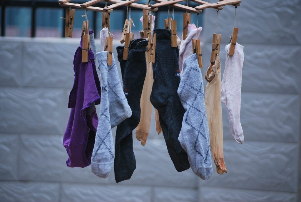 sock, socks, laundry-19562.jpg